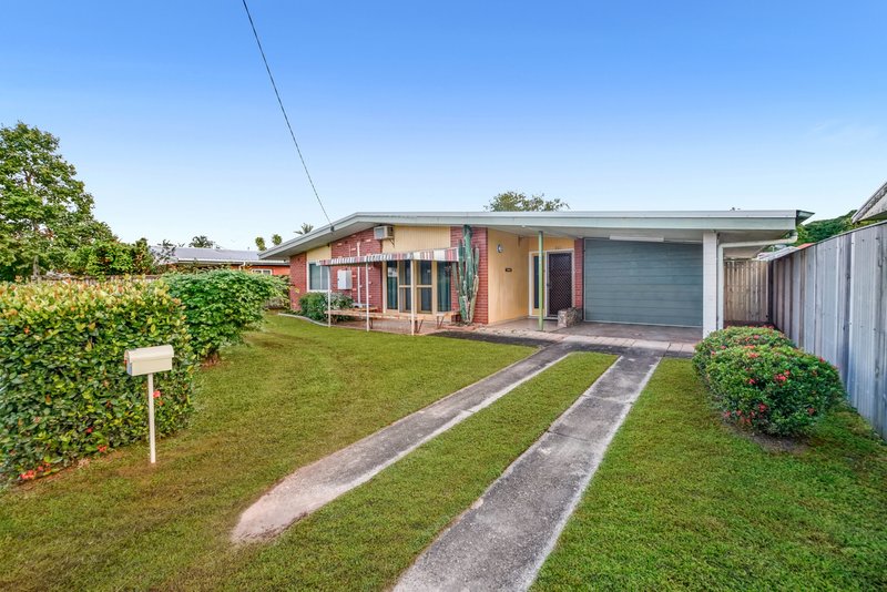 Photo - 265 Buchan Street, Westcourt QLD 4870 - Image 2