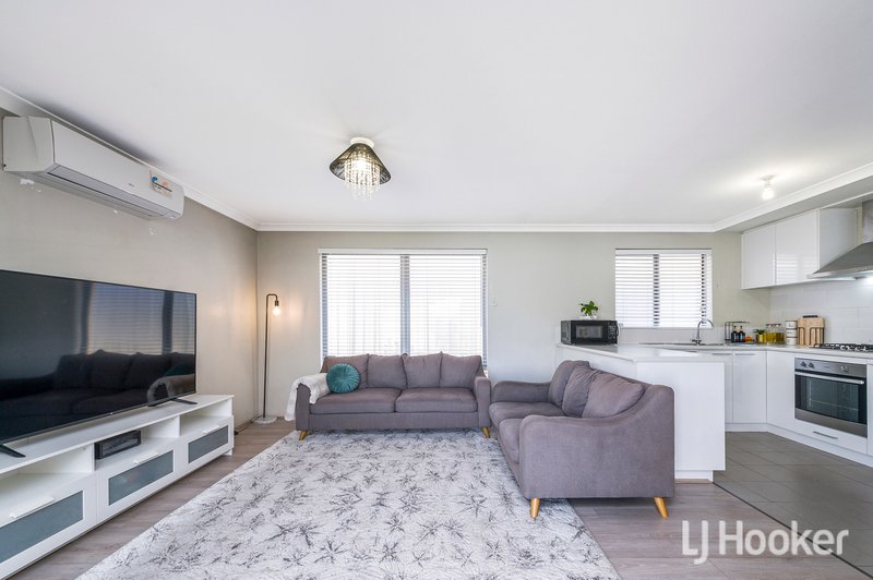 Photo - 2/65 Eynesford Street, Gosnells WA 6110 - Image 2