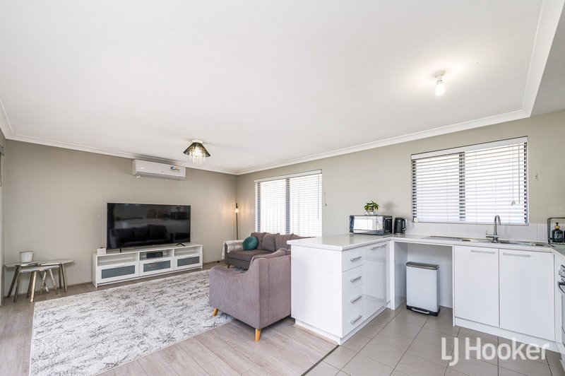 Photo - 2/65 Eynesford Street, Gosnells WA 6110 - Image 3