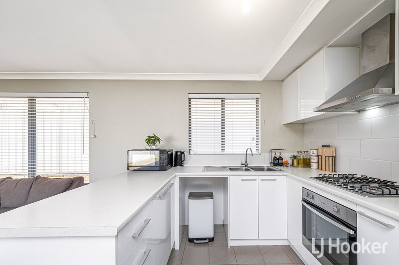 Photo - 2/65 Eynesford Street, Gosnells WA 6110 - Image 14