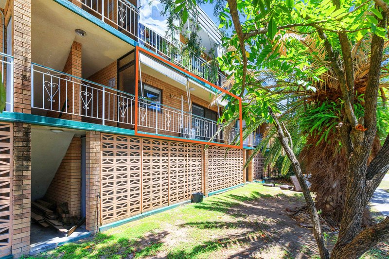 Photo - 2/65 Jellicoe Street, Coorparoo QLD 4151 - Image 6