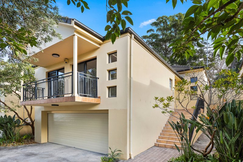Photo - 2/65 Outlook Drive, Figtree NSW 2525 - Image 1