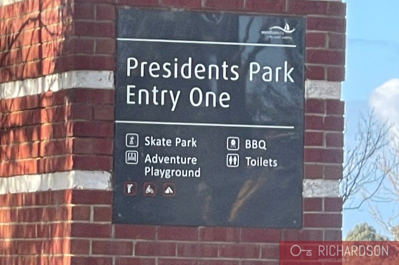 Photo - 2/65 Rowes Road, Werribee VIC 3030 - Image 8