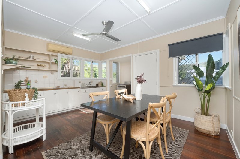 Photo - 265 Stuart Drive, Wulguru QLD 4811 - Image 2