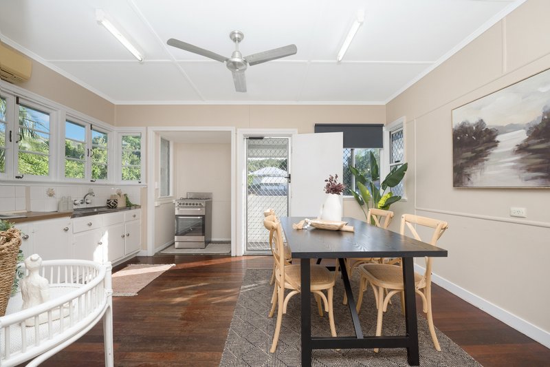 Photo - 265 Stuart Drive, Wulguru QLD 4811 - Image 3