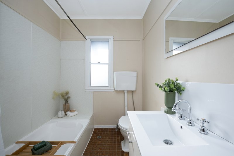 Photo - 265 Stuart Drive, Wulguru QLD 4811 - Image 9