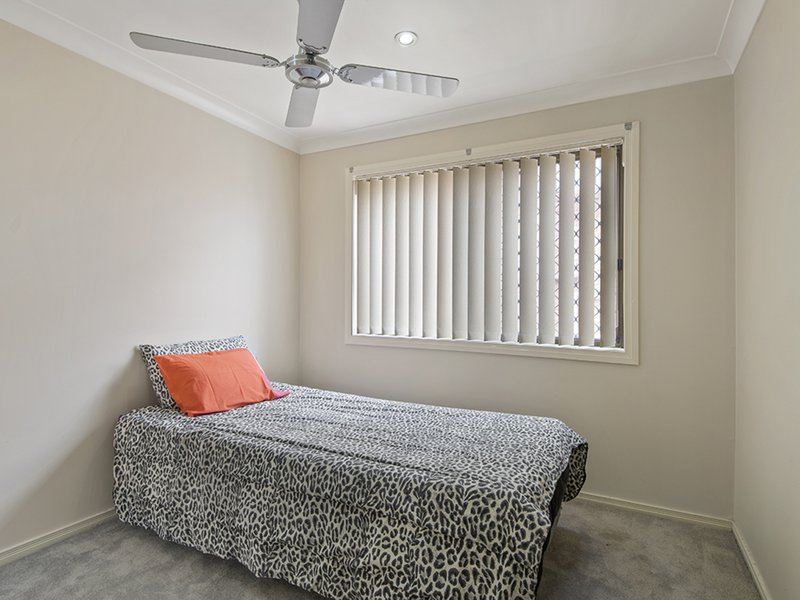 Photo - 265 Winstanley Street, Carindale QLD 4152 - Image 6