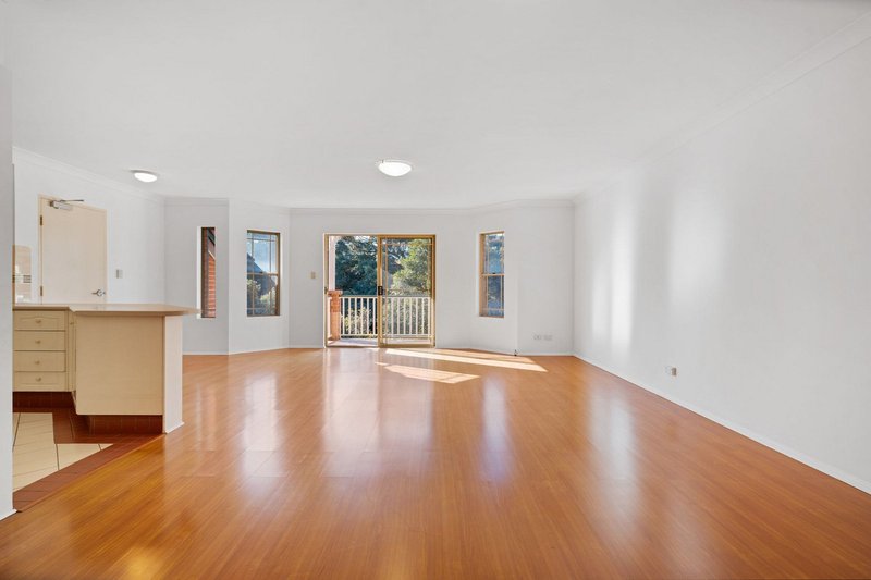 Photo - 26/53 Bauer Street, Southport QLD 4215 - Image 4