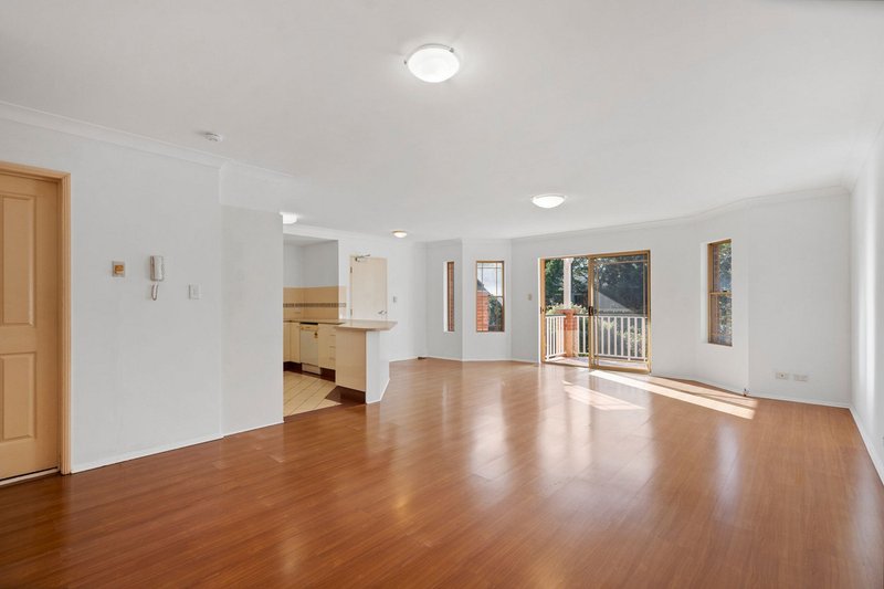 Photo - 26/53 Bauer Street, Southport QLD 4215 - Image 7