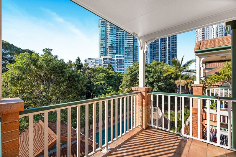 Photo - 26/53 Bauer Street, Southport QLD 4215 - Image 9