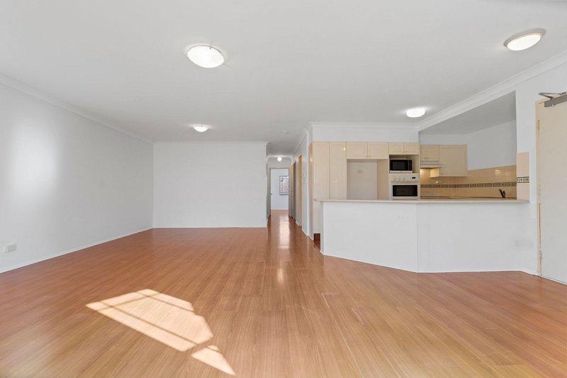 Photo - 26/53 Bauer Street, Southport QLD 4215 - Image 18