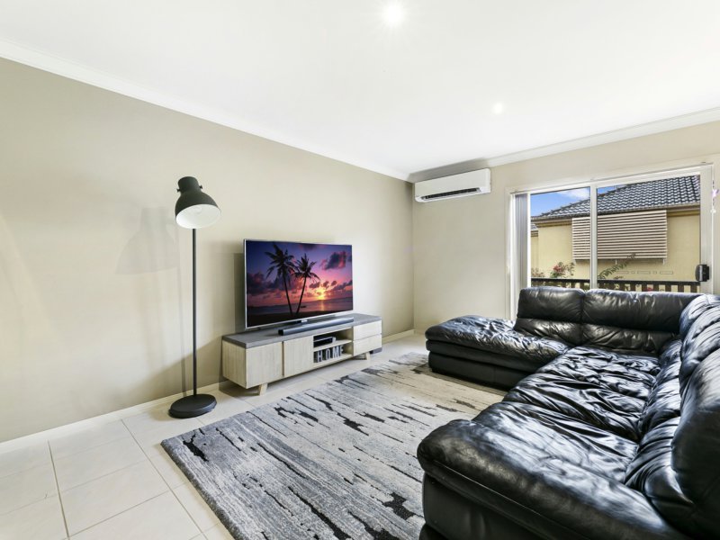 Photo - 26/55 Paradise Springs Ave , Robina QLD 4226 - Image 6