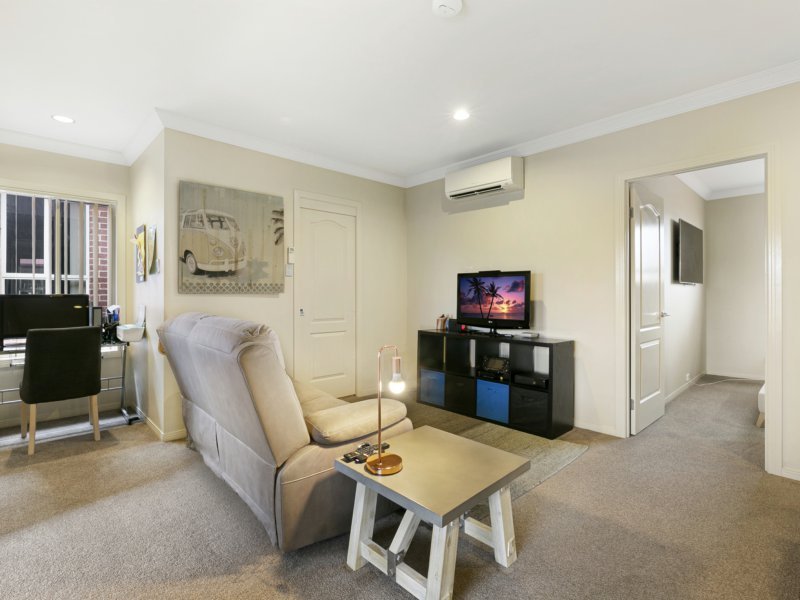 Photo - 26/55 Pardise Springs Ave , Robina QLD 4226 - Image 9