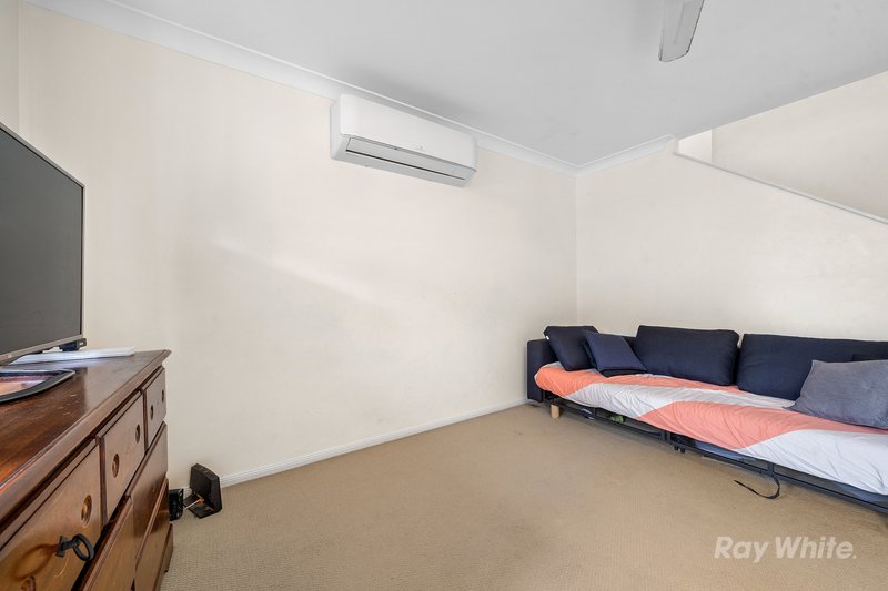 Photo - 2/66-68 Brigalow Street, Marsden QLD 4132 - Image 2