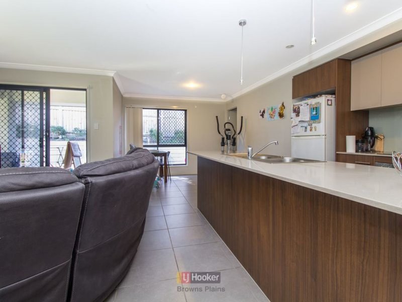 Photo - 26/6-8 Macquarie Way, Browns Plains QLD 4118 - Image 2