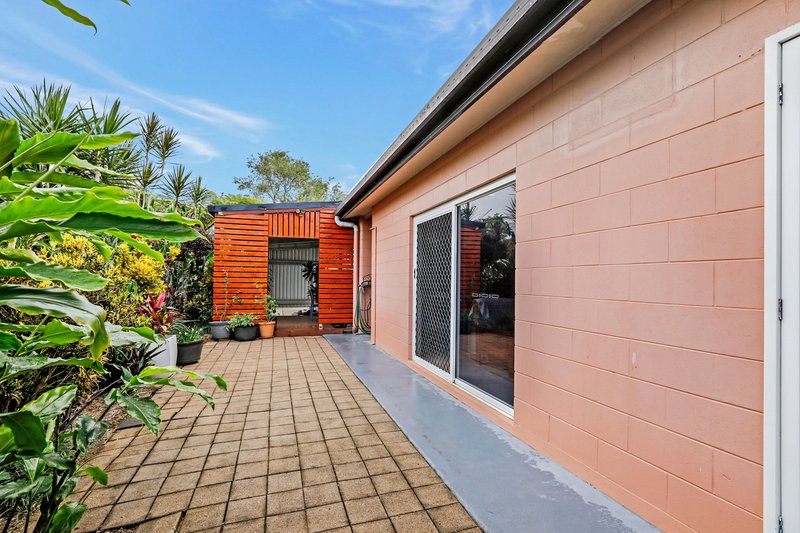 Photo - 2/66 Barnard Drive, Mount Sheridan QLD 4868 - Image 11