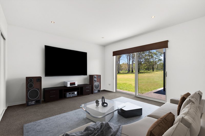 Photo - 266 Charleton Street, Chandler QLD 4155 - Image 7