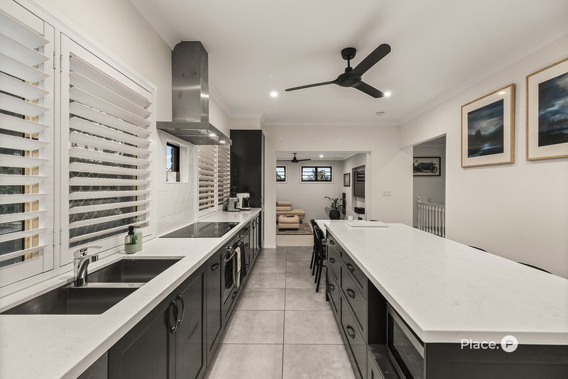 Photo - 266 Edinburgh Castle Road, Wavell Heights QLD 4012 - Image 15