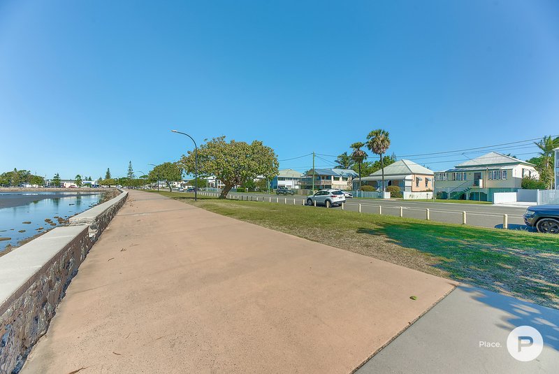 Photo - 266 Flinders Parade, Sandgate QLD 4017 - Image 16