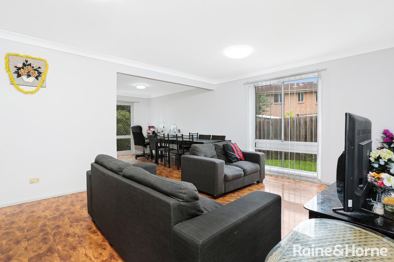 Photo - 26/6 Jacquinot Place, Glenfield NSW 2167 - Image 8