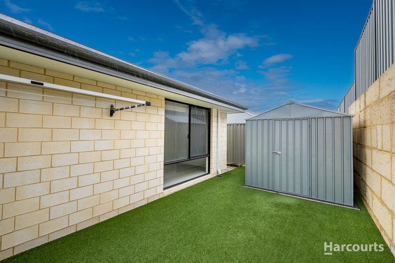 Photo - 266 Landbeach Boulevard, Alkimos WA 6038 - Image 23