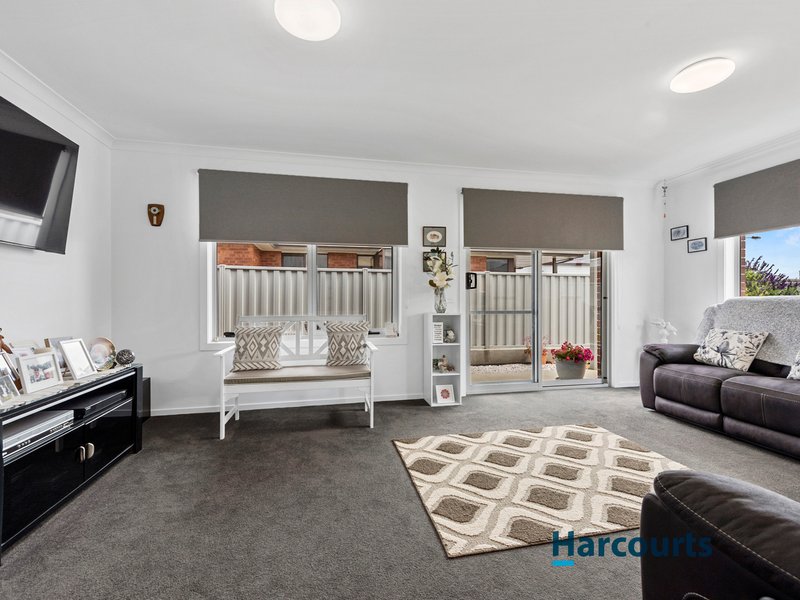 Photo - 2/66 Main Street, Ulverstone TAS 7315 - Image 6