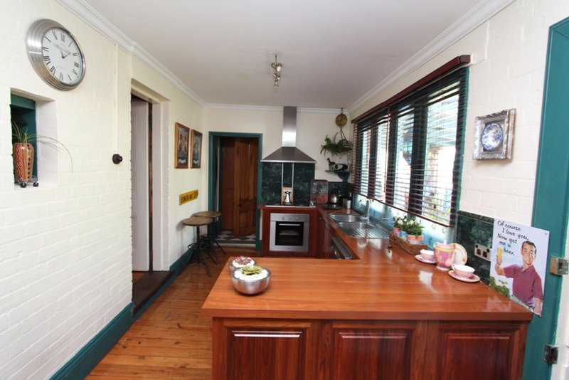 Photo - 266 Piper Street, Bathurst NSW 2795 - Image 10