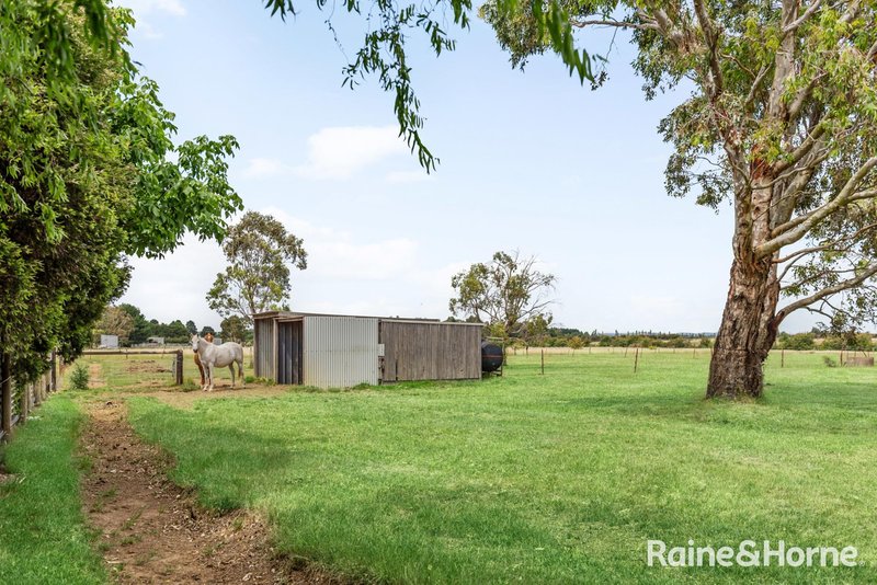 Photo - 266 Redhill Road, Kyneton VIC 3444 - Image 18