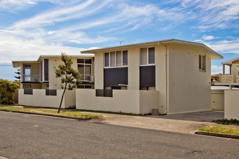 Photo - 2/66 Seaview Road, West Beach SA 5024 - Image 16