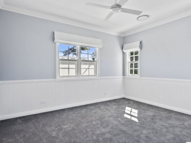 Photo - 2/66 Shakespeare Street, Coorparoo QLD 4151 - Image 8