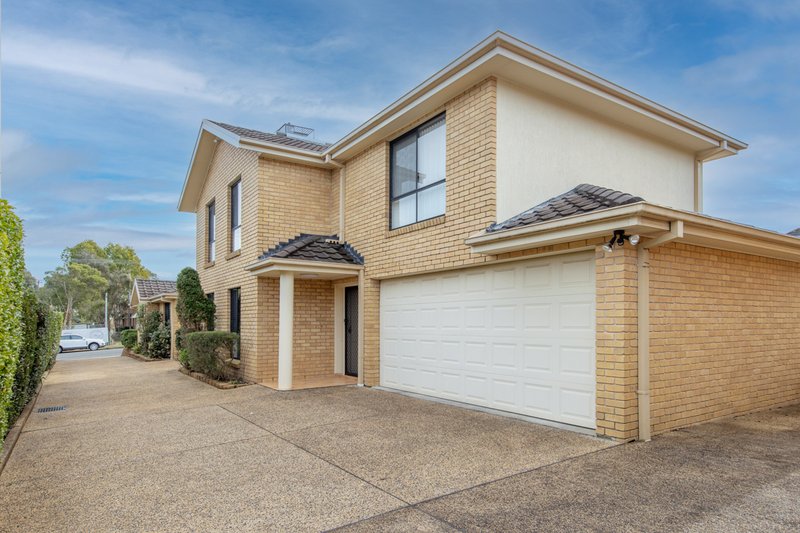 Photo - 2/66 Smith Street, Charlestown NSW 2290 - Image 1
