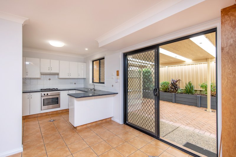 Photo - 2/66 Smith Street, Charlestown NSW 2290 - Image 2