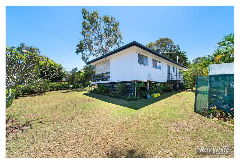 Photo - 266 Sunner Street, Koongal QLD 4701 - Image 8