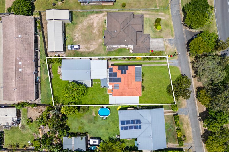 Photo - 266 Torquay Terrace, Torquay QLD 4655 - Image 30