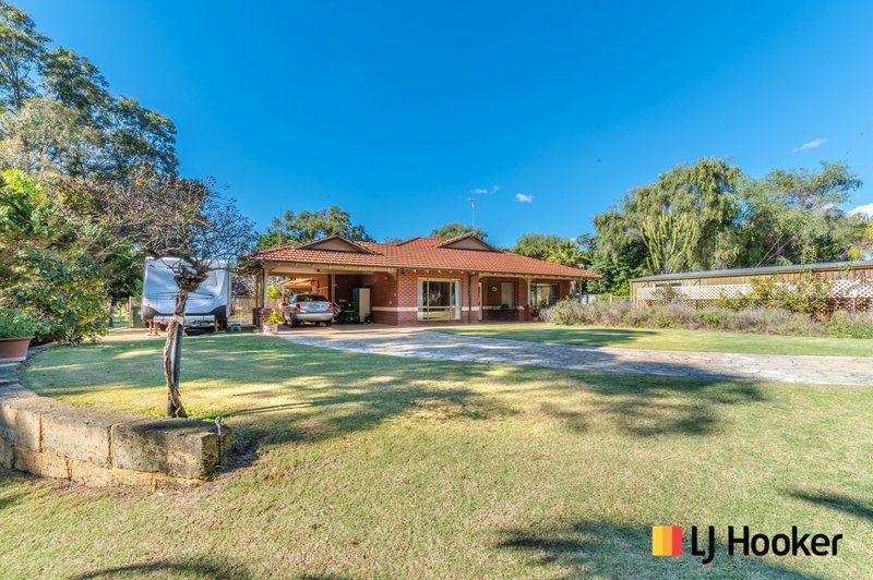 Photo - 266 Woolly Bush Loop, Woodridge WA 6041 - Image 2