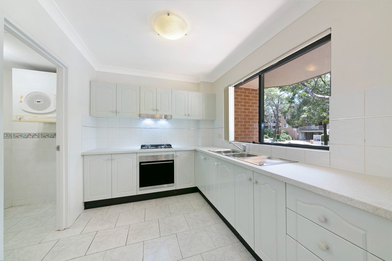 Photo - 26/62 Fullagar Road, Wentworthville NSW 2145 - Image 2