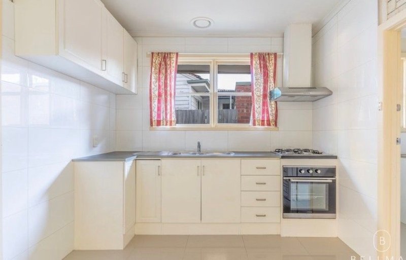 Photo - 2/662 Mitcham Road, Vermont VIC 3133 - Image 4