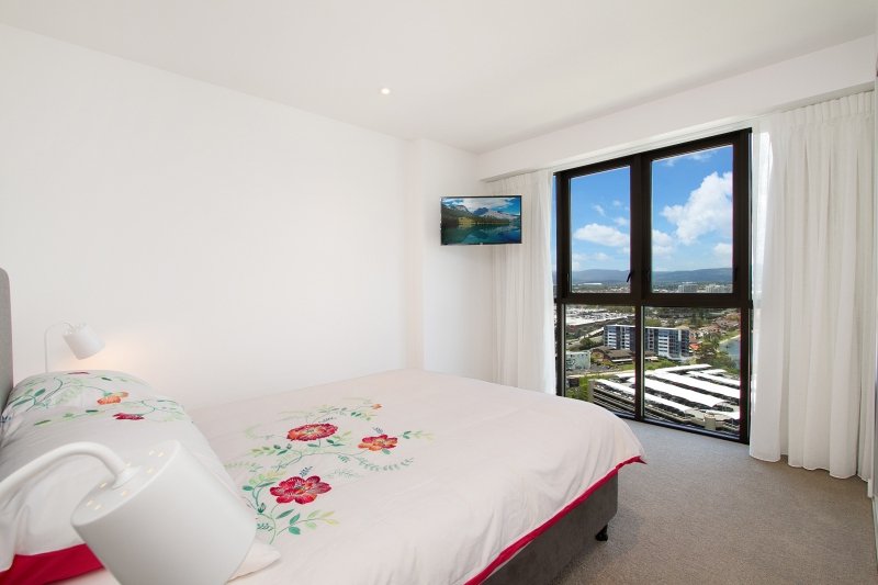 Photo - 2663 Gold Coast Highway, Broadbeach QLD 4218 - Image 5