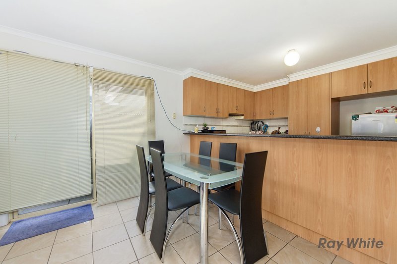 Photo - 2/67-69 Fox Street, St Albans VIC 3021 - Image 4