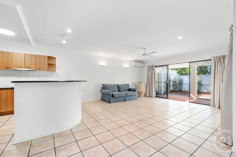 Photo - 2/67 Bluefin Court, Noosaville QLD 4566 - Image 3