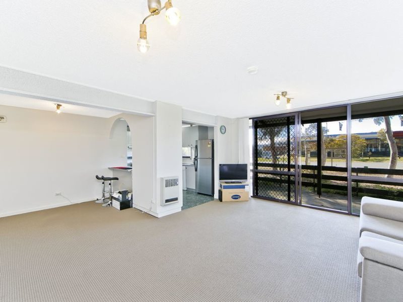 Photo - 26/7 Medley Street, Chifley ACT 2606 - Image 2