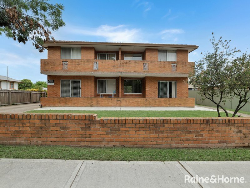 2/67 Piper Street, Bathurst NSW 2795