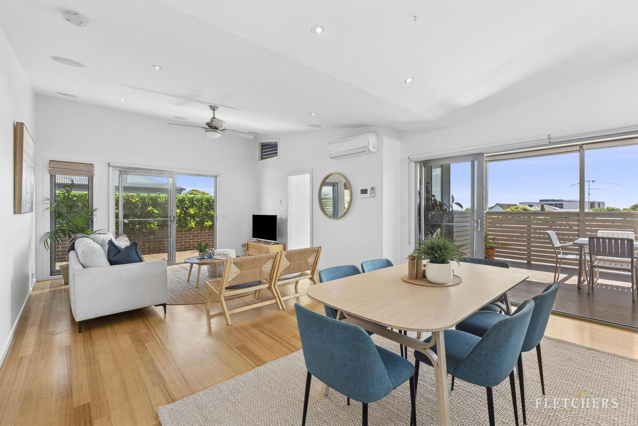 2 67 The Avenue, Ocean Grove VIC 3226 - Image 1