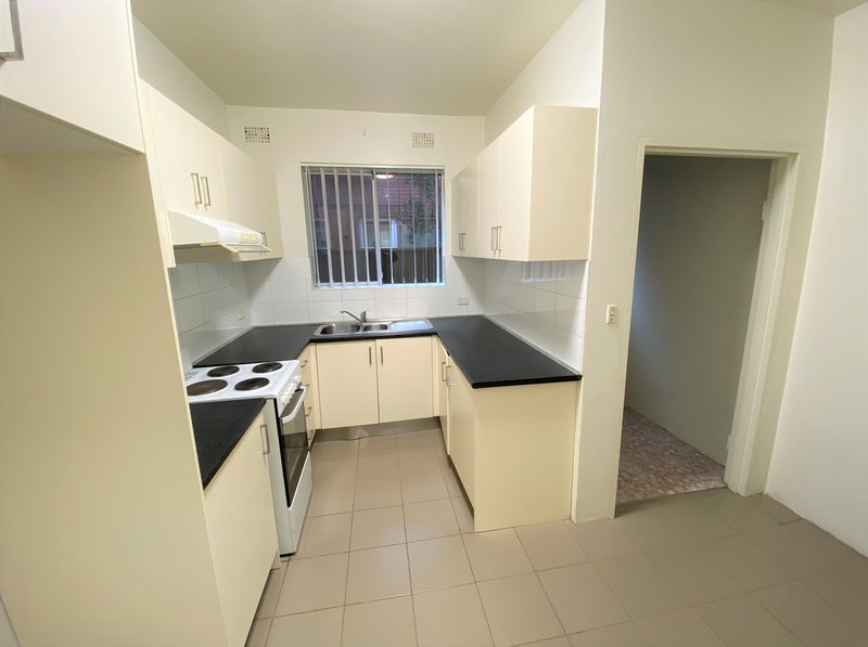 2/67 Warren Road, Marrickville NSW 2204