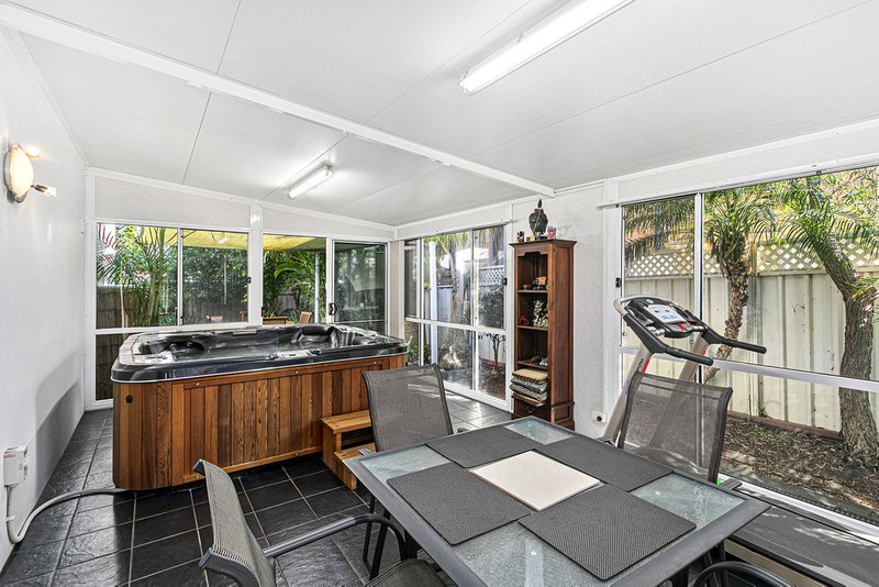 Photo - 2/67 Wentworth Street, Shellharbour NSW 2529 - Image 4