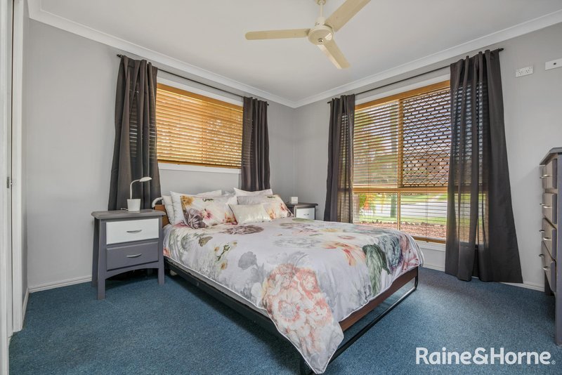 Photo - 268 Auckland Street, South Gladstone QLD 4680 - Image 9