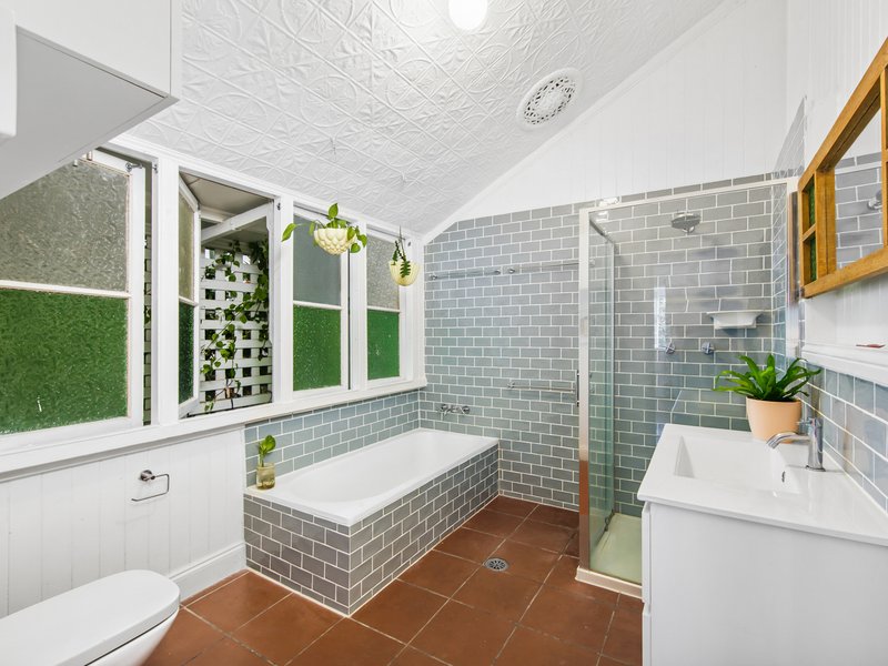 Photo - 2/68 Bower Street, Annerley QLD 4103 - Image 9