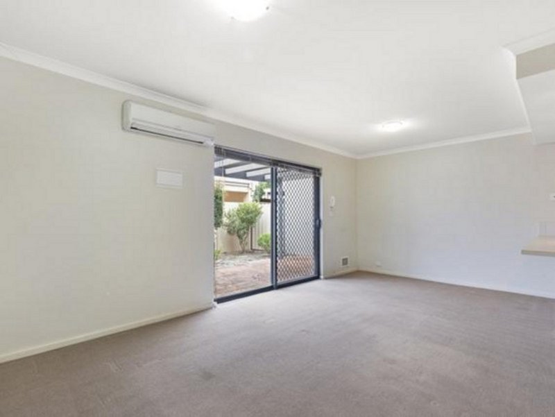 Photo - 2/68 Fisher Street, Belmont WA 6104 - Image 11