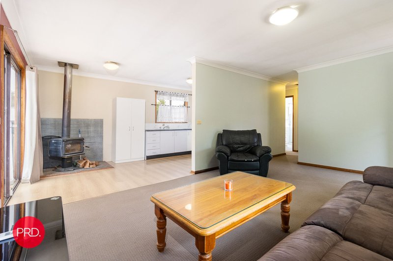 Photo - 268 Foxlow Street, Captains Flat NSW 2623 - Image 6