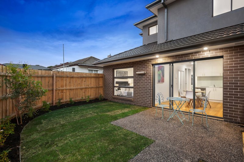 Photo - 2/68 Fulton Street, Clayton VIC 3168 - Image 8